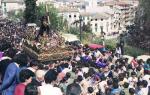 30.08.056. Nazareno. Semana Santa. Priego, 1986. (Foto, Arroyo Luna).