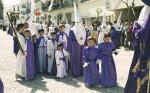 30.08.067. Nazareno. Semana Santa. Priego, 1986. (Foto, Arroyo Luna).