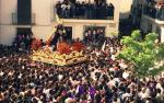 30.08.096. Nazareno. Semana Santa. Priego, 1993. (Foto, Arroyo Luna).