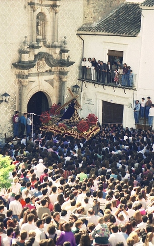 30.08.097. Nazareno. Semana Santa. Priego, 1993. (Foto, Arroyo Luna).