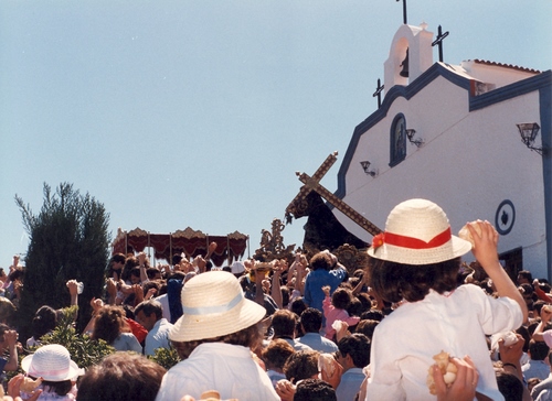 30.08.181. Nazareno. Semana Santa. Priego. 1998. (Foto, Arroyo Luna).