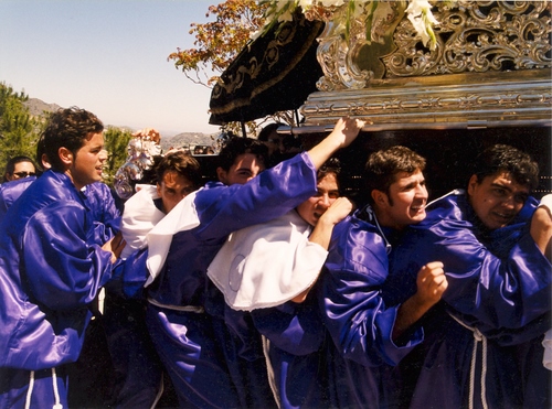 30.08.220. Nazareno. Semana Santa. Priego. 2000. (Foto, Arroyo Luna).