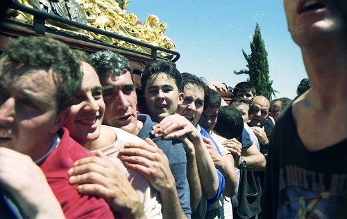 30.08.252. Nazareno. Semana Santa. Priego, 2000. (Foto, Arroyo Luna).
