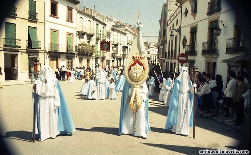 30.11.080. Resucitado. Semana Santa. Priego, 1997. (Foto, Arroyo Luna).