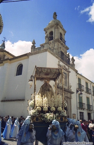30.11.100. Resucitado. Semana Santa. Priego, 2000. (Foto, Arroyo Luna).