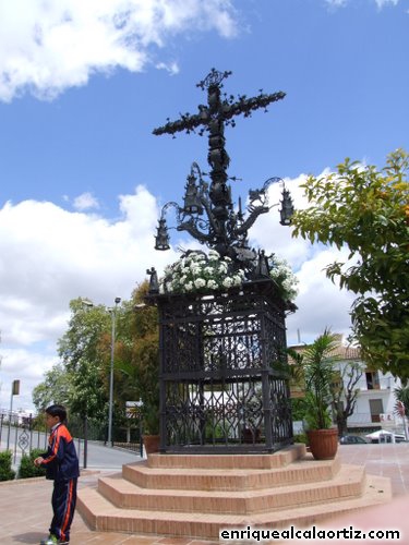 16.01.028. Cruz de la Paz en el Santo Cristo. Priego, 2007.
