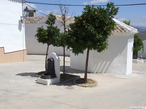 11.08.02.03. Las Higueras. Ermita de la Cruz. Priego, 2007.