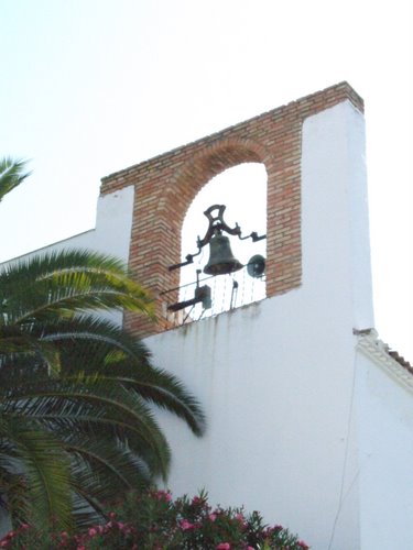 11.11.02.04. Iglesia V. de la Cabeza y ermita de la Cruz. El Cañuelo. Priego, 2007.