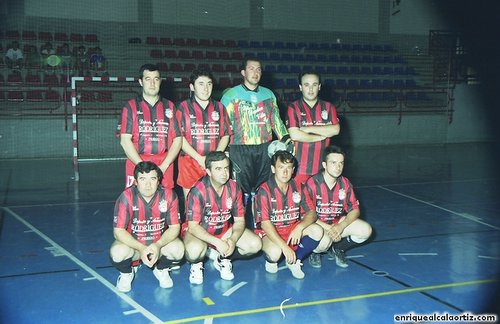La Pollinica. Equipos, torneo de futbito. 1996. Priego. Foto, Arroyo Luna.