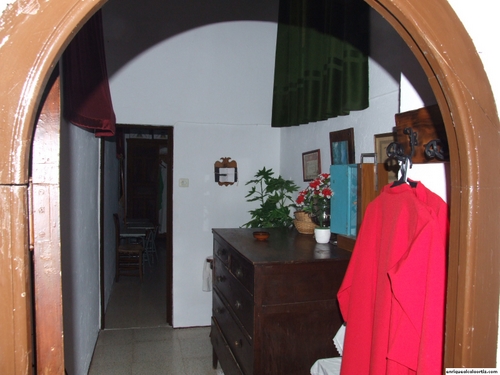 11.09.02.39. Iglesia de Zagrilla Baja. Priego, 2007.