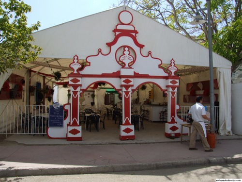 18.09.134. Feria Real. Ambiente en las casetas. Priego, 2007.