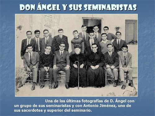 19.10.27. El sacerdote Ángel Carrillo Trucio y sus seminaristas. (1882-1970).