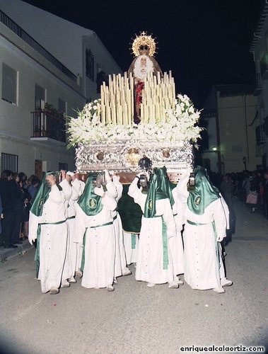 30.07.39. Columna. Semana Santa, 1999. Priego. Foto, Arroyo Luna.