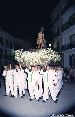 30.12.02.08. Columna. Fiestas de Mayo, 1994. Priego. Foto, Arroyo Luna.