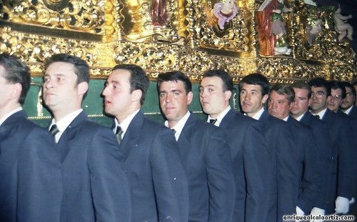 30.12.02.27. Columna. Fiestas de Mayo, 1995. Priego. Foto, Arroyo Luna.