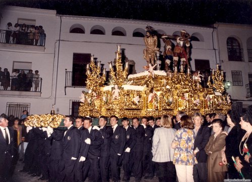 30.12.02.32. Columna. Fiestas de Mayo, 1995. Priego. Foto, Arroyo Luna.