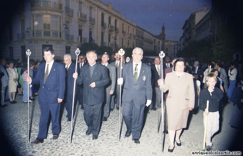 30.12.02.40. Columna. Fiestas de Mayo, 1995. Priego. Foto, Arroyo Luna.