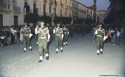 30.12.02.44. Columna. Fiestas de Mayo, 1995. Priego. Foto, Arroyo Luna.