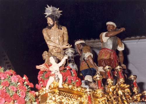 30.12.02.53. Columna. Fiestas de Mayo, 1997. Priego. Foto, Arroyo Luna.