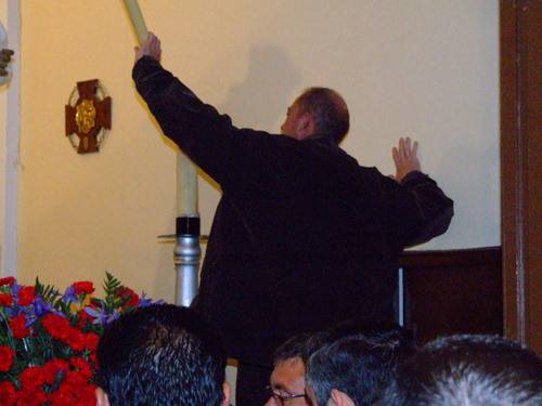 27.06.27. Vía Crucis con el Nazareno. Zamoranos, Priego. Jueves Santo, 2008.