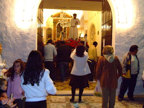 27.06.28. Vía Crucis con el Nazareno. Zamoranos, Priego. Jueves Santo, 2008.