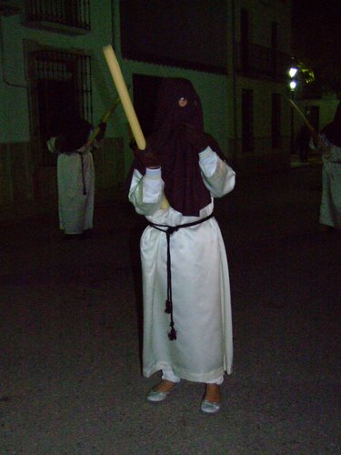 27.06.32. Vía Crucis con el Nazareno. Zamoranos, Priego. Jueves Santo, 2008.