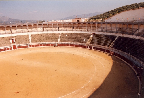 13.08.31. Plaza de toros. 1992. (M. Osuna).