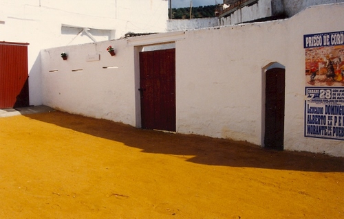 13.08.55. Patio de chiqueros, remodelado. 1991. (M. Osuna).