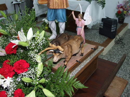 27.26.013. El Solvito. Virgen de las Mercedes y San Isidro. Priego. 210809.