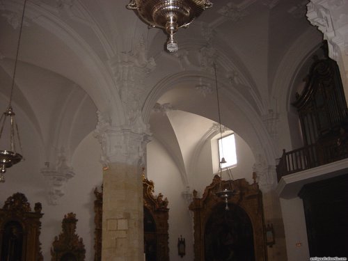 12.02.105. Iglesia de la Asunción. Priego. 2006.