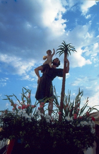 1066.180792. Fiestas del barrio San Cristóbal.